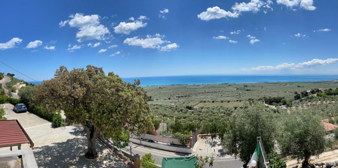 Villetta - Qui Dove Il Mare Luccica - Affitti Brevi Italia Monte Sant'Angelo Luaran gambar